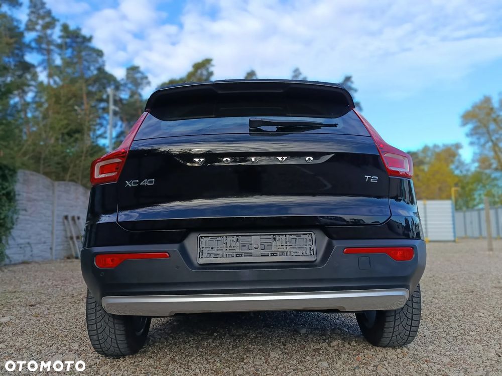 Volvo XC 40 T2 Momentum Core - 12