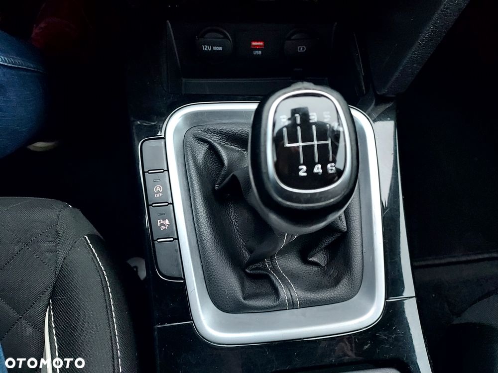 Kia Ceed 1.6 CRDi GT Line - 17