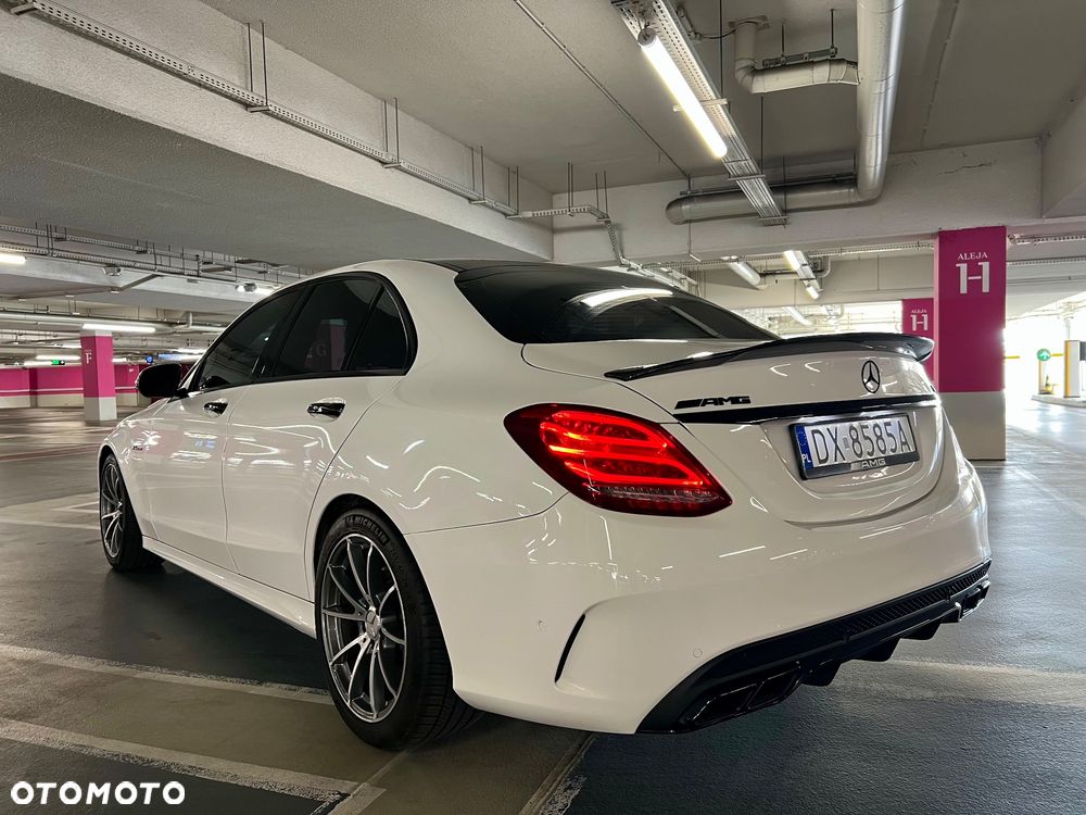 Mercedes-Benz Klasa C AMG 63 AMG Speedshift 7G-MCT - 38