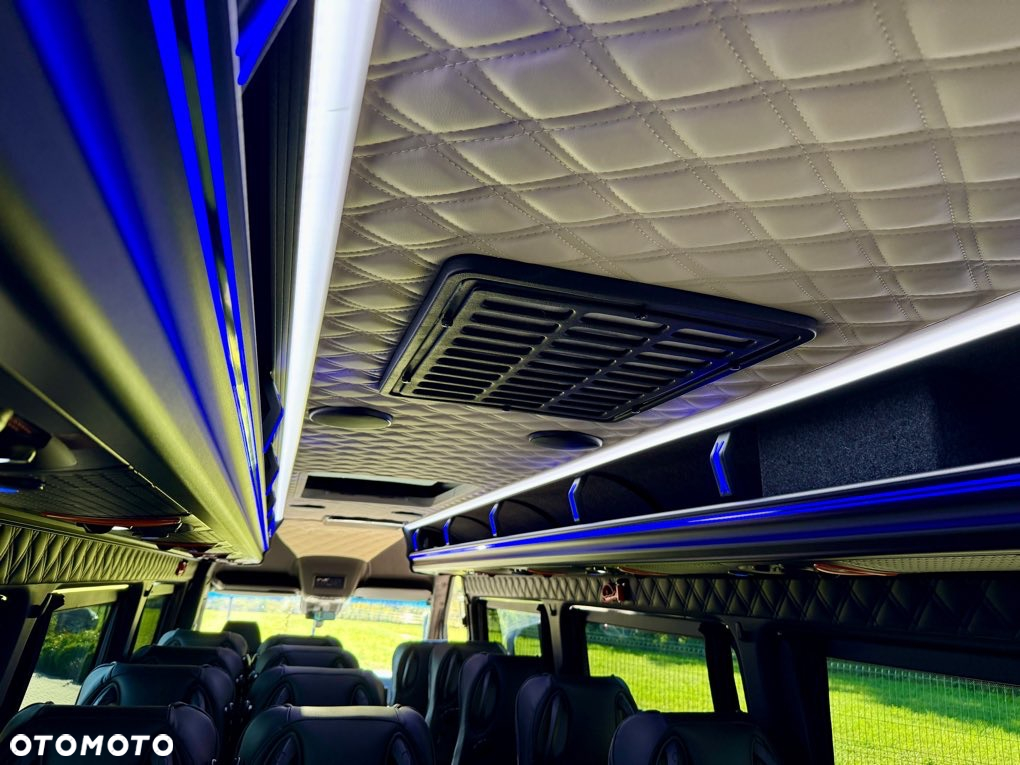 Mercedes-Benz Sprinter 519 Tourist Line GSR II - 19