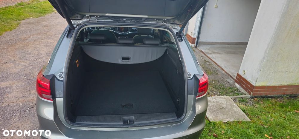 Opel Astra 1.4 T Elite - 7
