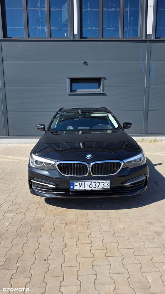 BMW Seria 5 518d Advantage sport - 36
