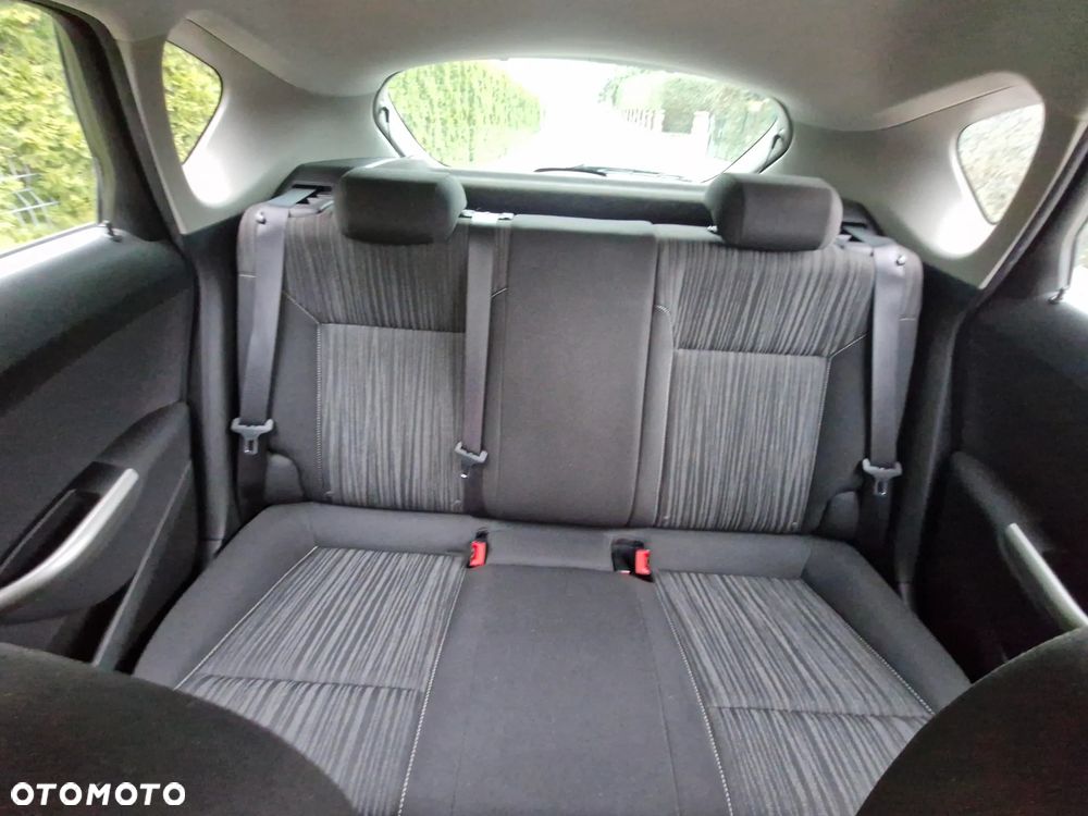 Opel Astra 1.6 ECOFLEX Start/Stop Edition - 22