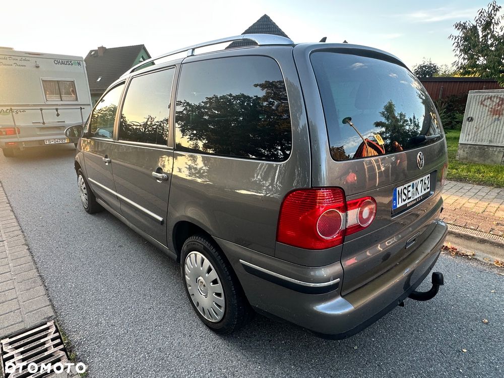 Volkswagen Sharan 2008 photo 4