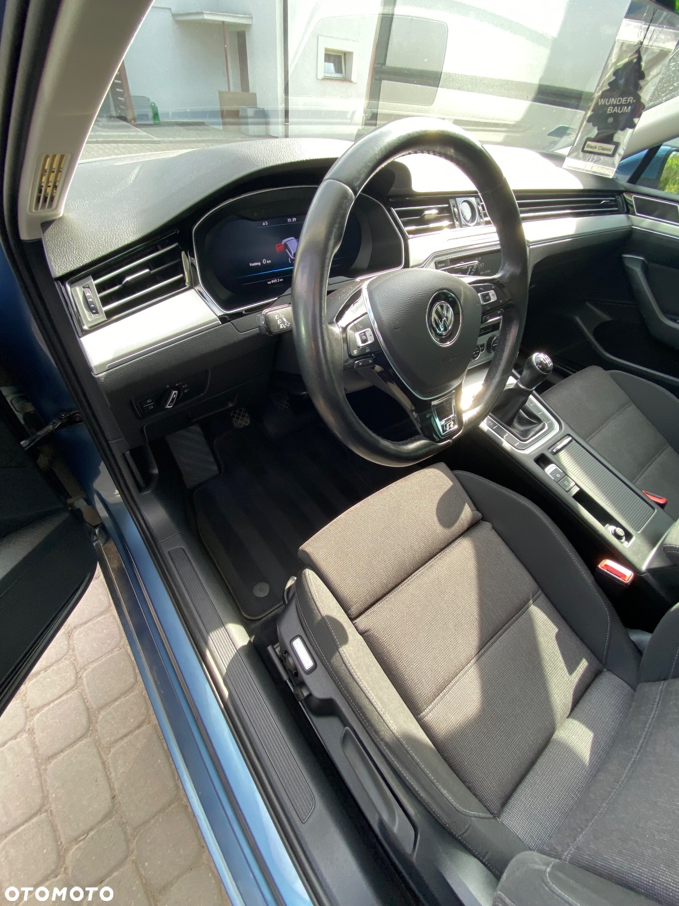 Volkswagen Passat Variant 1.6 TDI (BlueMotion Technology) Comfortline - 20