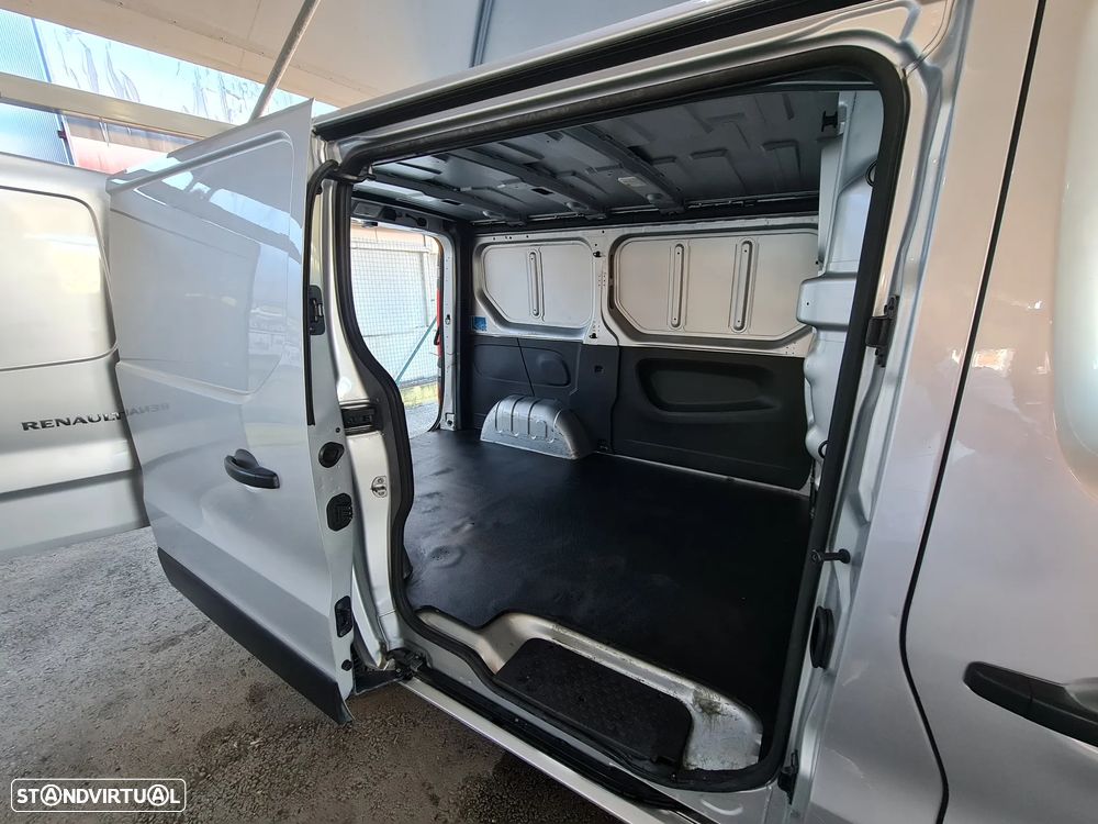 Renault TRAFIC 1.6 DCI 125CV L1H1 * AC * Câmera * ( c/IVA ) - 21