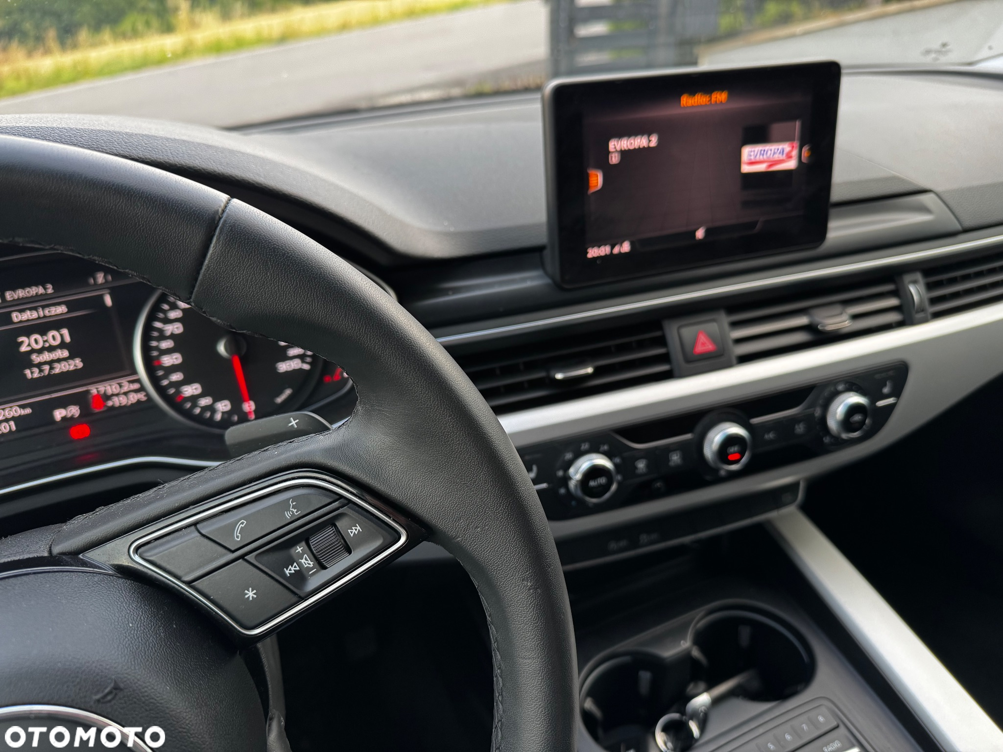 Audi A4 35 TFSI S tronic - 11