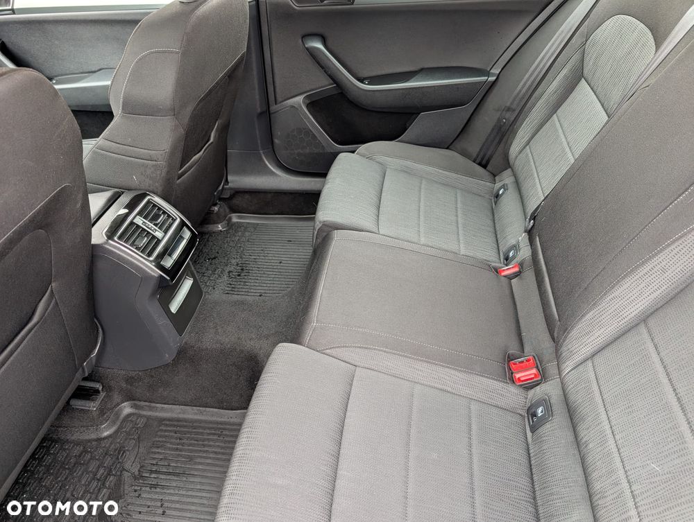 Skoda Superb 2.0 TDI 4x4 Ambition DSG - 9