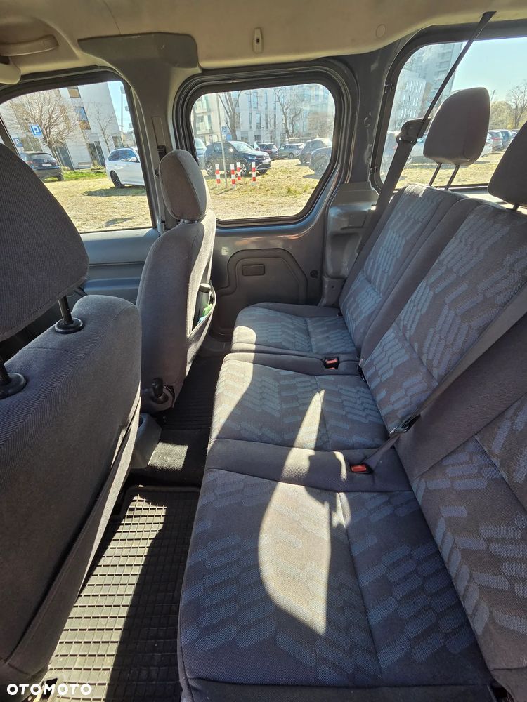 Ford Tourneo Connect - 7