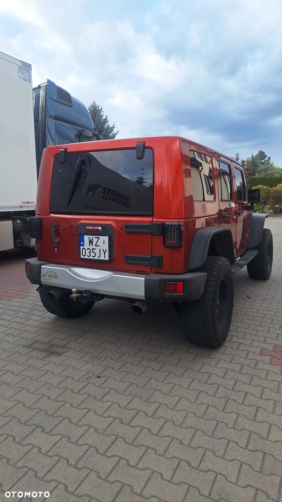 Jeep Wrangler Unlimited 3.8 Sahara - 9