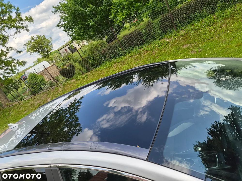 Toyota Avensis 1.8 Executive - 11