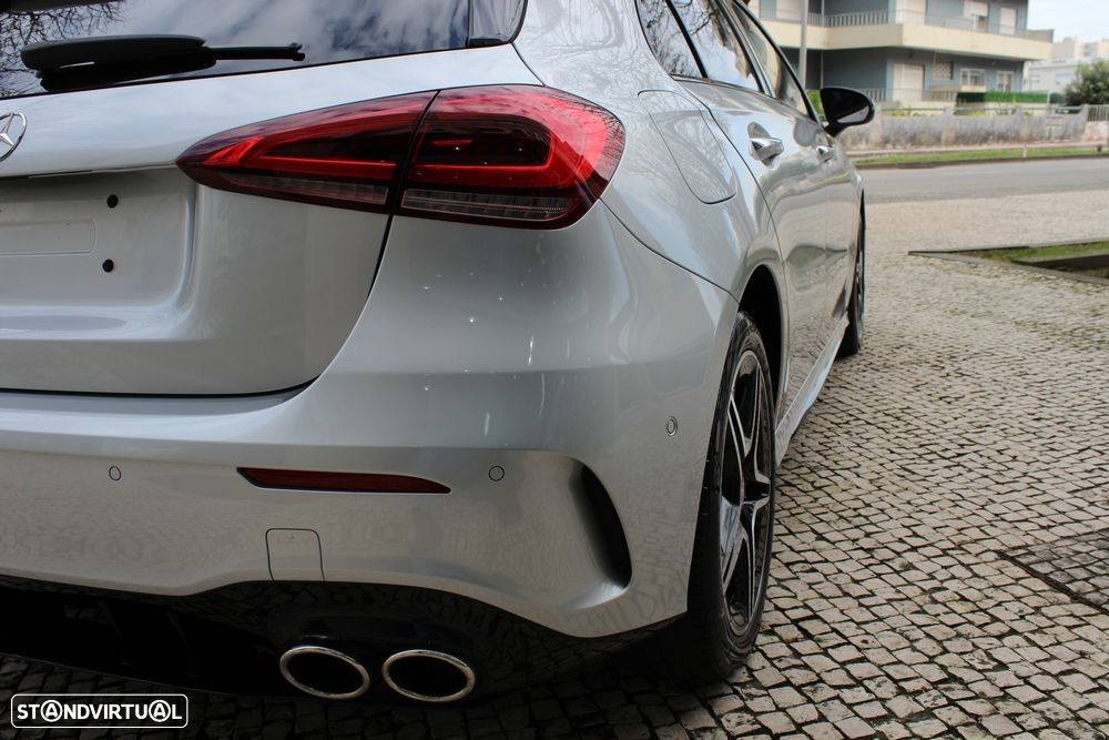 Mercedes-Benz A 250 e 8G-DCT AMG Line - 13