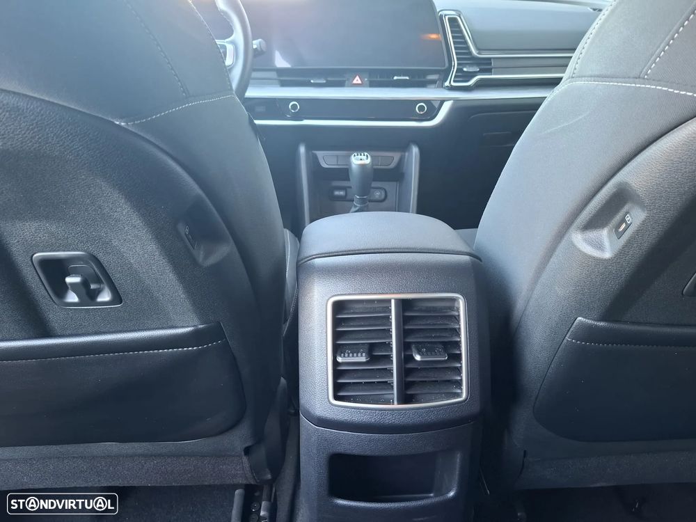 Kia Sportage 1.6 T-GDI Drive - 18