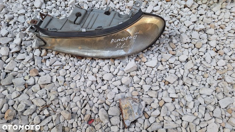 LAMPA PRAWA LEWA MONDEO MK2 - 2