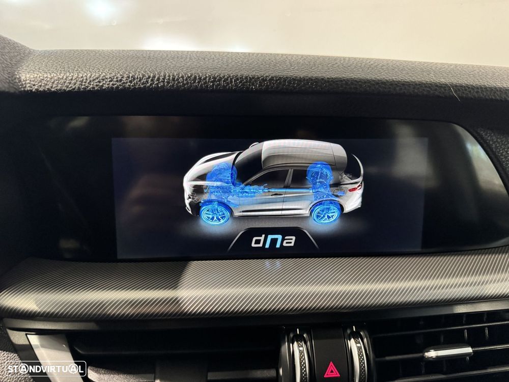Alfa Romeo Stelvio 2.2 D Super AT8 - 52