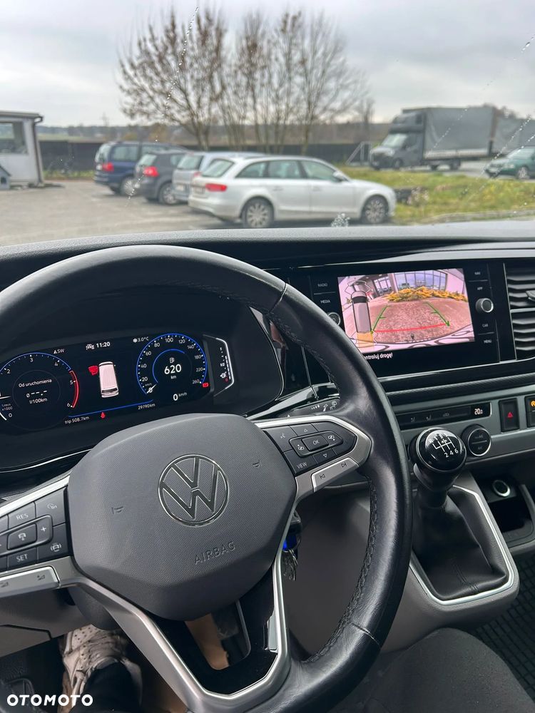 Volkswagen Transporter Caravelle T6.1 Kurz Highline - 15