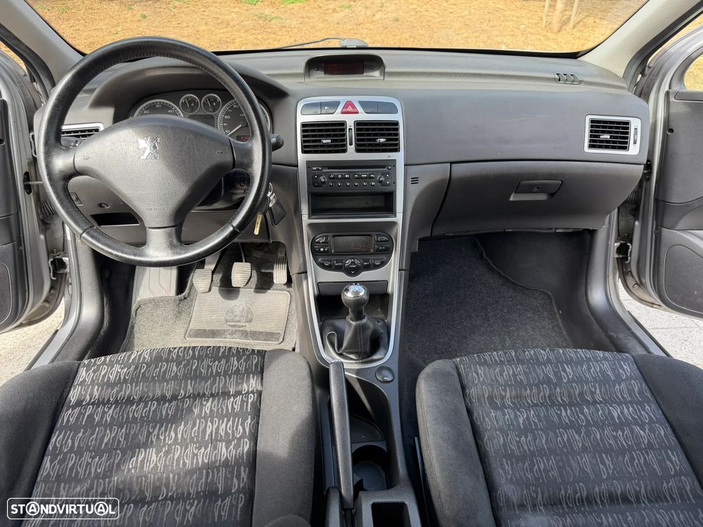 Peugeot 307 1.4 HDi Premium - 6