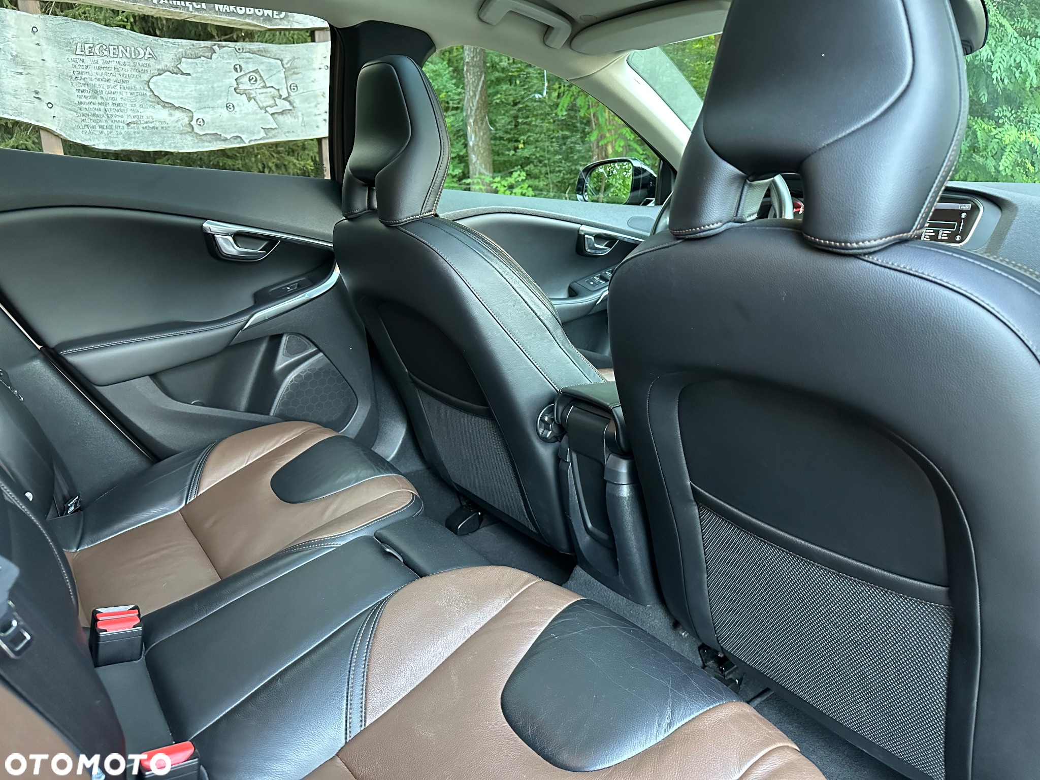Volvo V40 Cross Country D2 Summum - 23