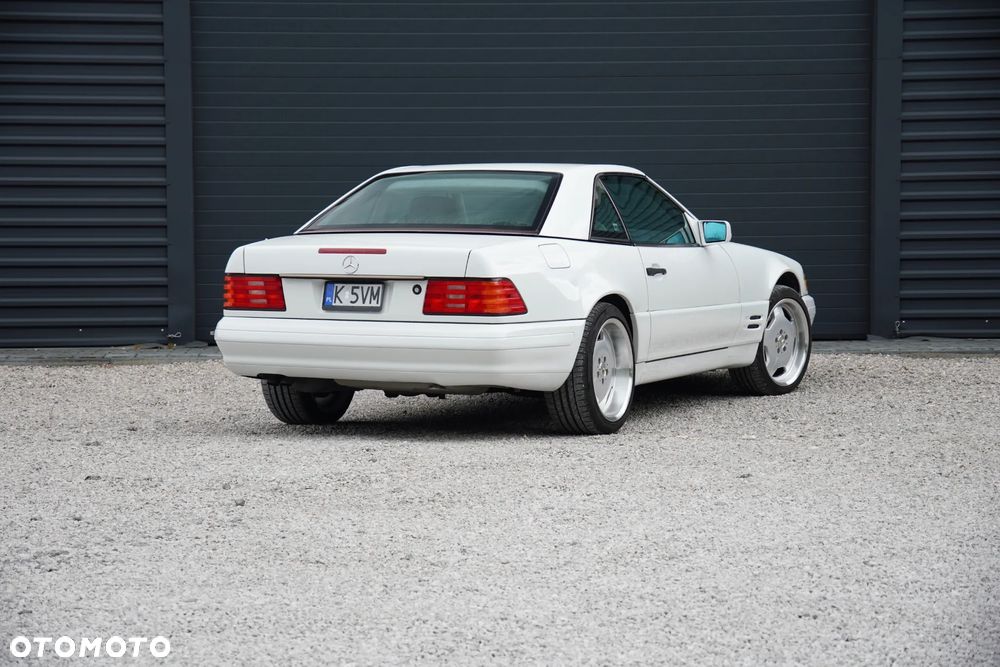 Mercedes-Benz SL - 22