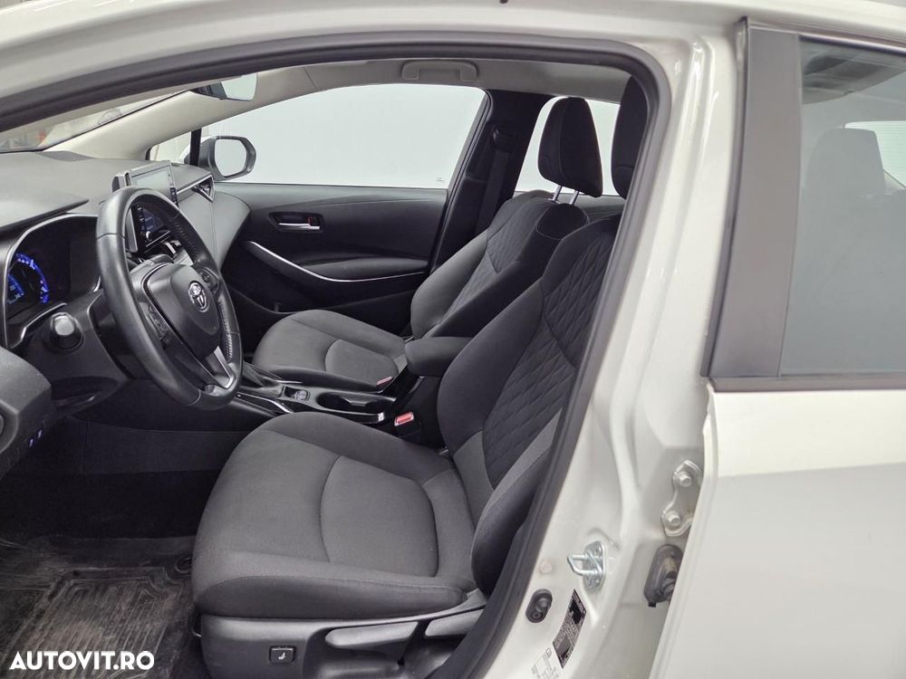Toyota Corolla 1.8 HSD Dynamic - 6