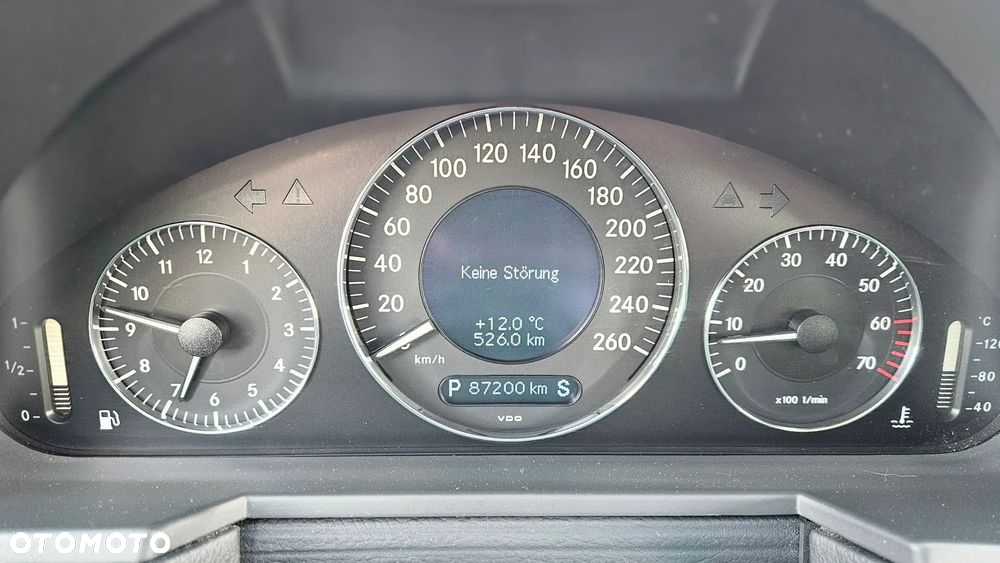 Mercedes-Benz Klasa E 320 Elegance - 26