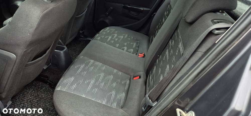 Opel Corsa 1.4 16V Edition - 21