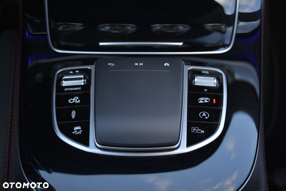 Mercedes-Benz Klasa E AMG 53 4-Matic+ - 21