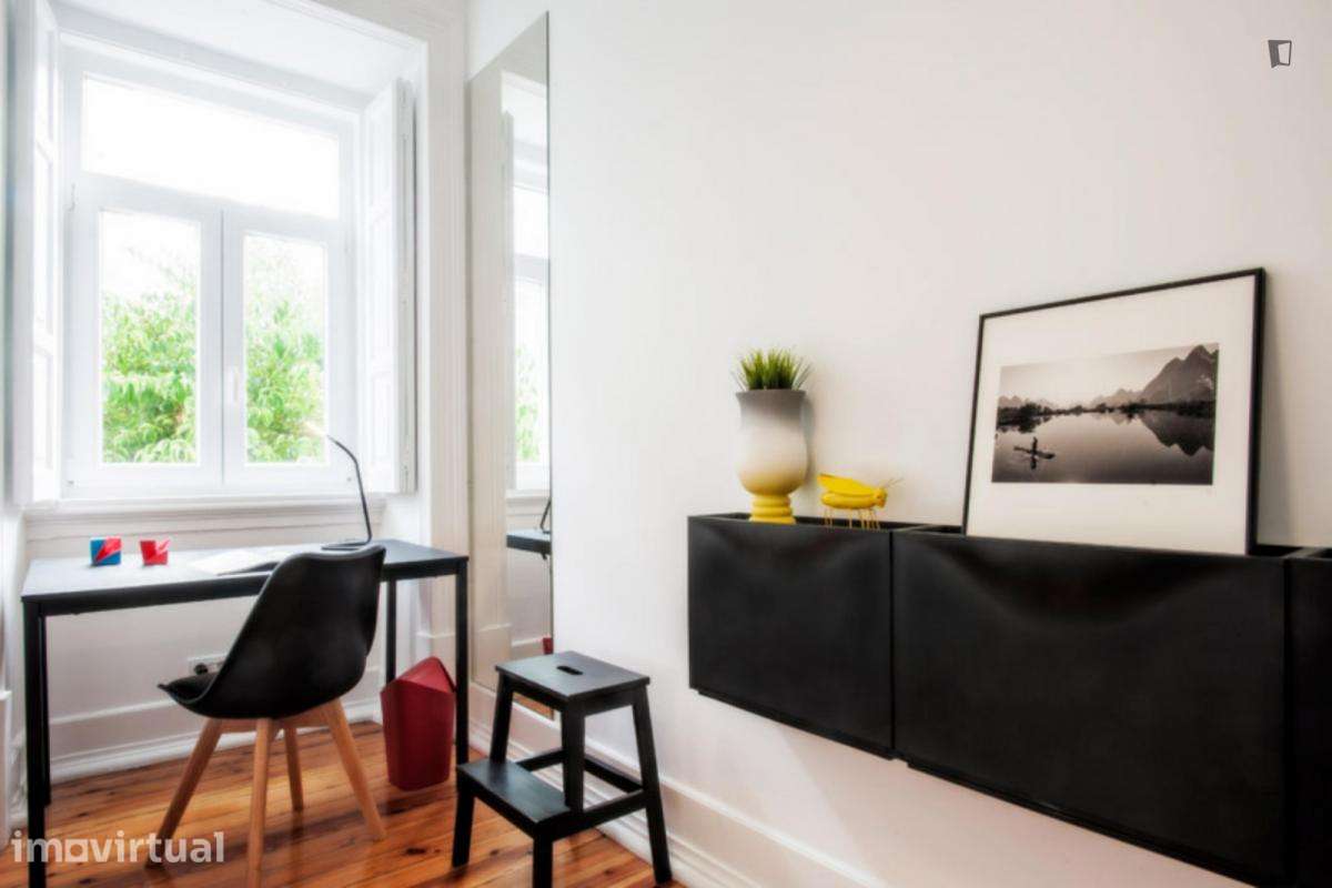 Quarto - localizado em Alameda Lisbon - Grande imagem: 4/9