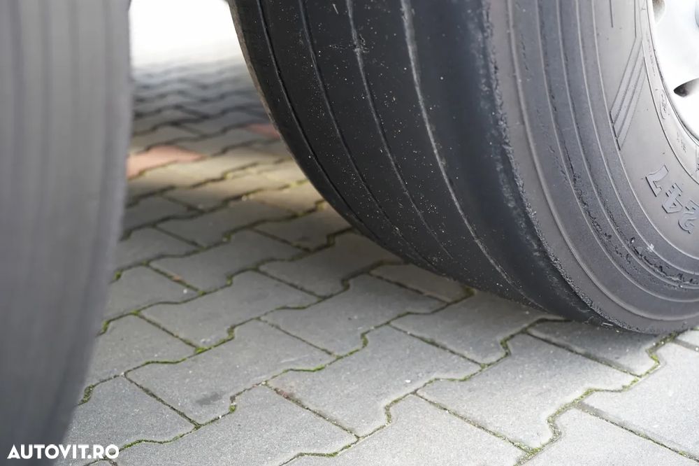 Krone REFRIGERAT KRONE / THERMO KING SLXI SPECTRUM / PUNȚĂ RIDICATĂ / JANTE DIN ALIAJ - 24