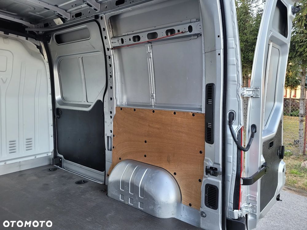Opel Movano - 18