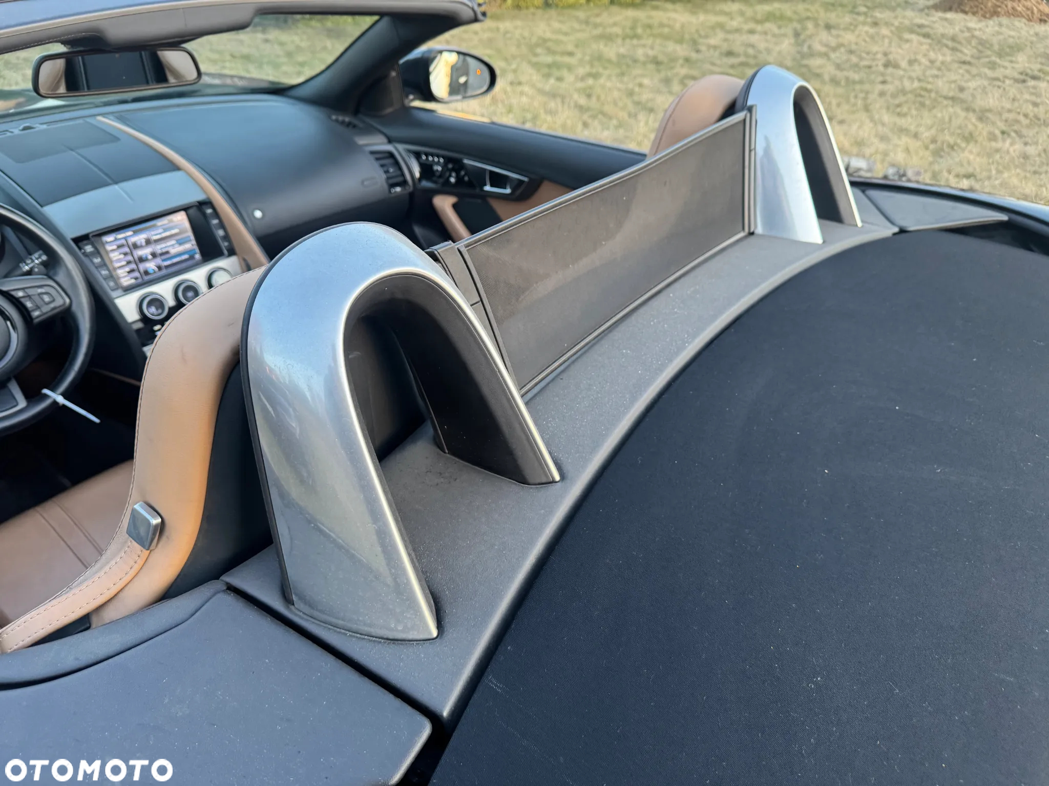 Jaguar F-Type - 36