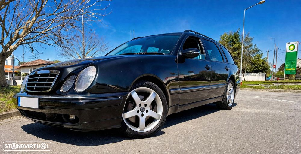 Mercedes-Benz E 220 CDI Avantgarde - 1