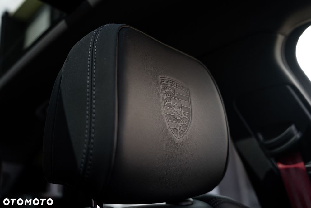 Porsche Macan S - 30