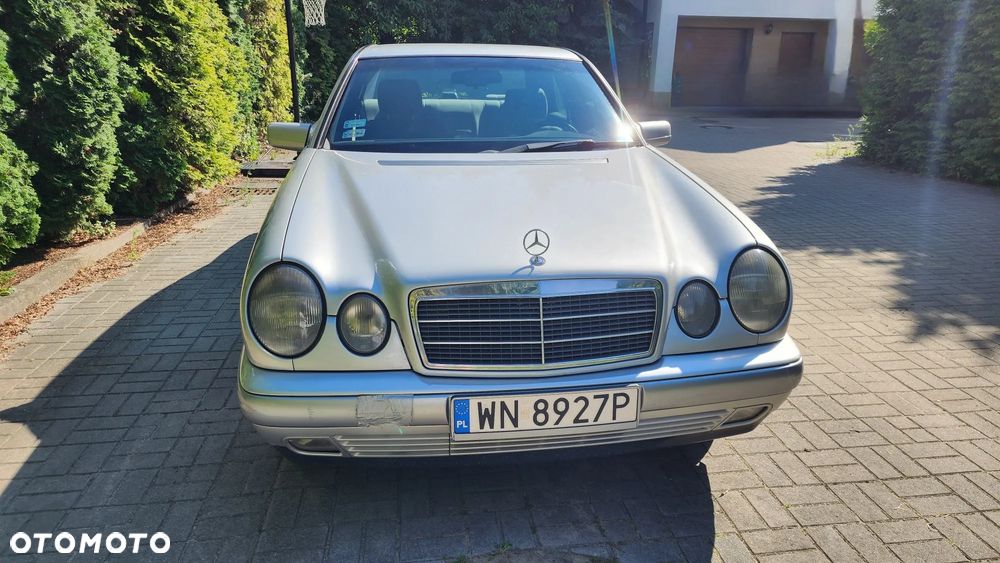 Mercedes-Benz Klasa E 290 TD Classic - 2