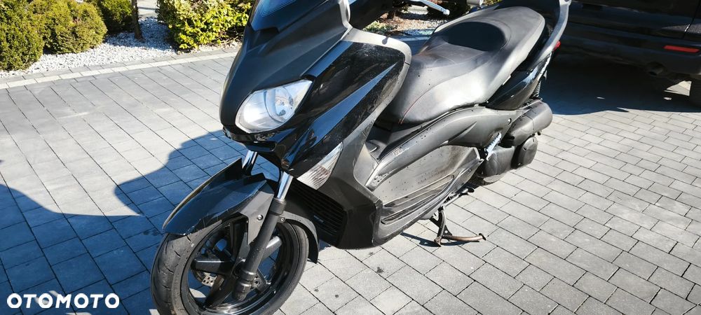 Yamaha X-max - 12