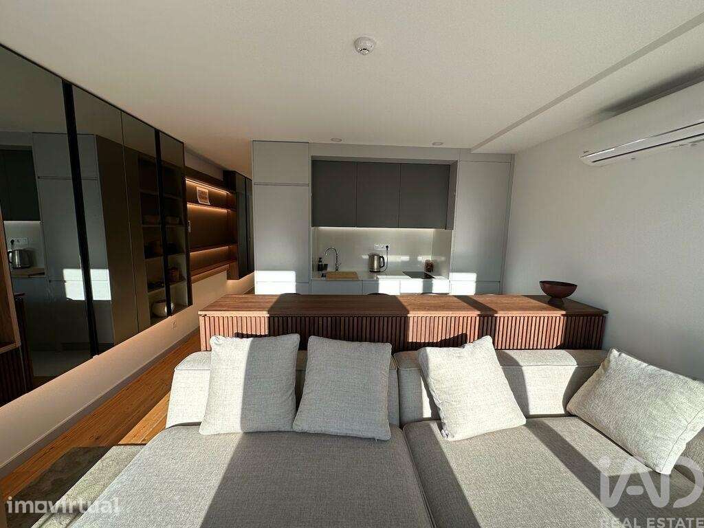 Apartamento T1 em Cedofeita, Santo Ildefonso, Sé, Miragaia, São Nicola - Grande imagem: 2/11
