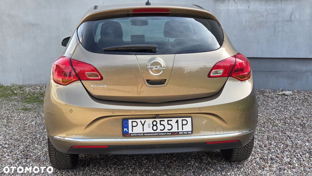 Opel Astra - 12