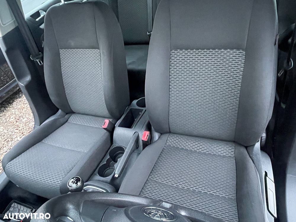 Volkswagen Golf 1.6 TDI BlueMotion Comfortline - 11