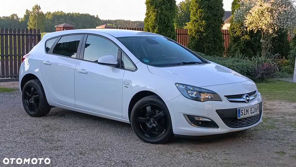 Opel Astra 1.4 T Edition 150 - 1