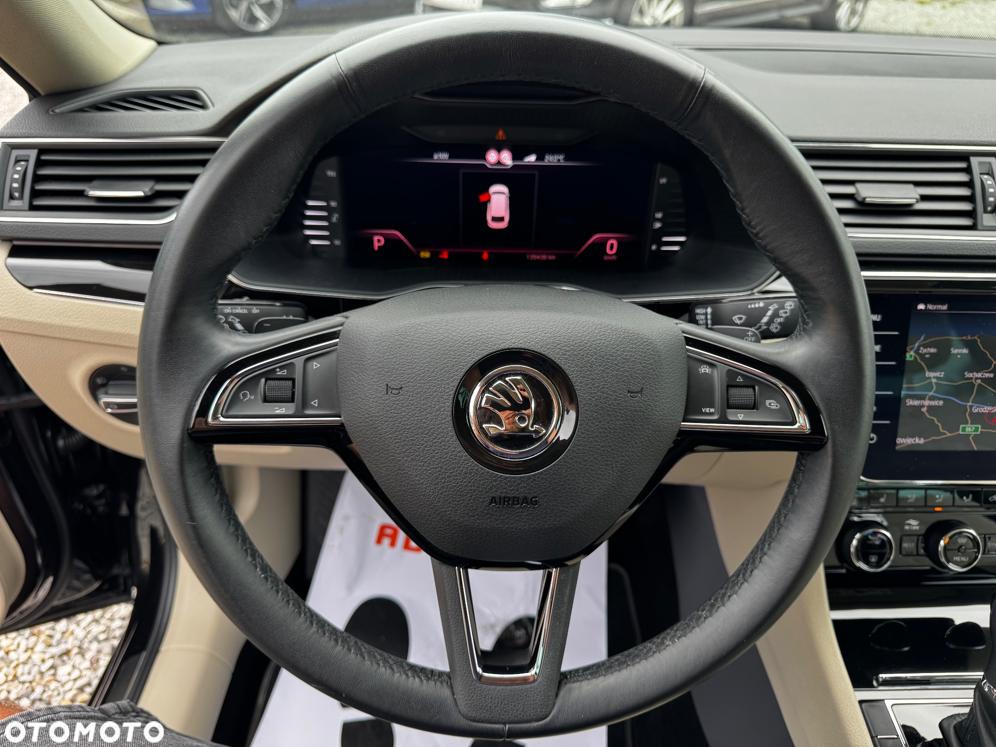 Skoda Superb 2.0 TSI DSG L&K - 29