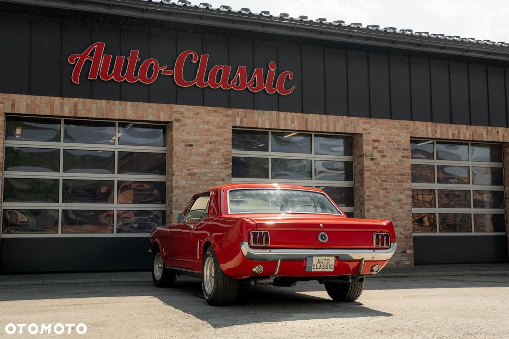 Ford Mustang - 11