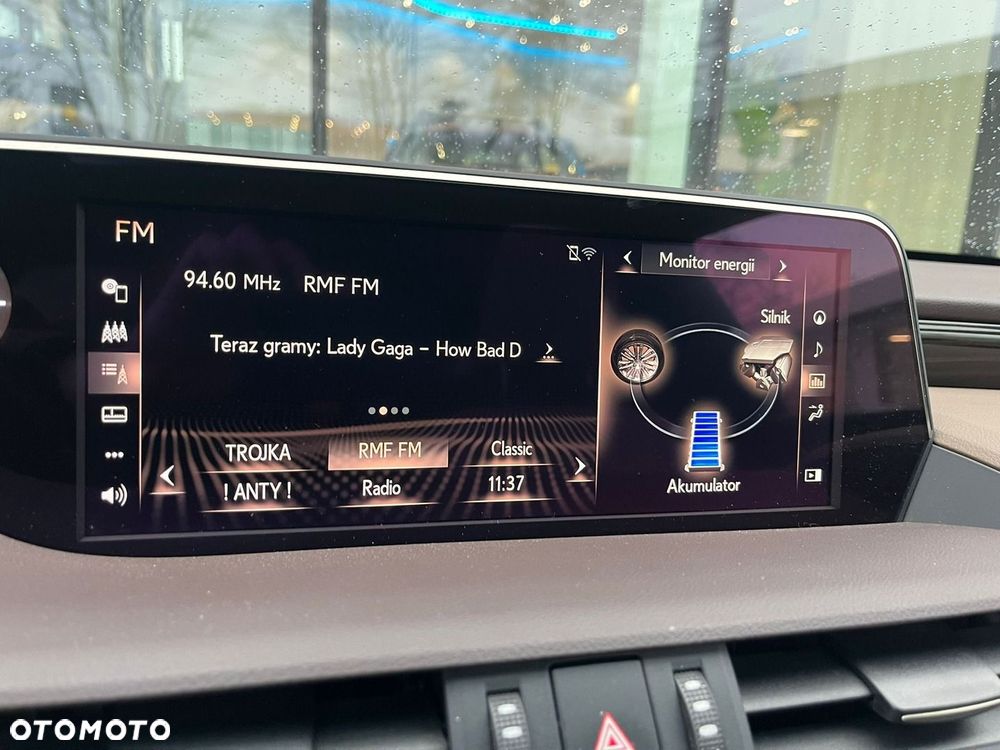 Lexus ES 300h Omotenashi - 16