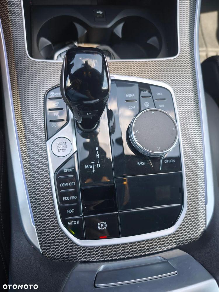 BMW X5 xDrive25d - 29