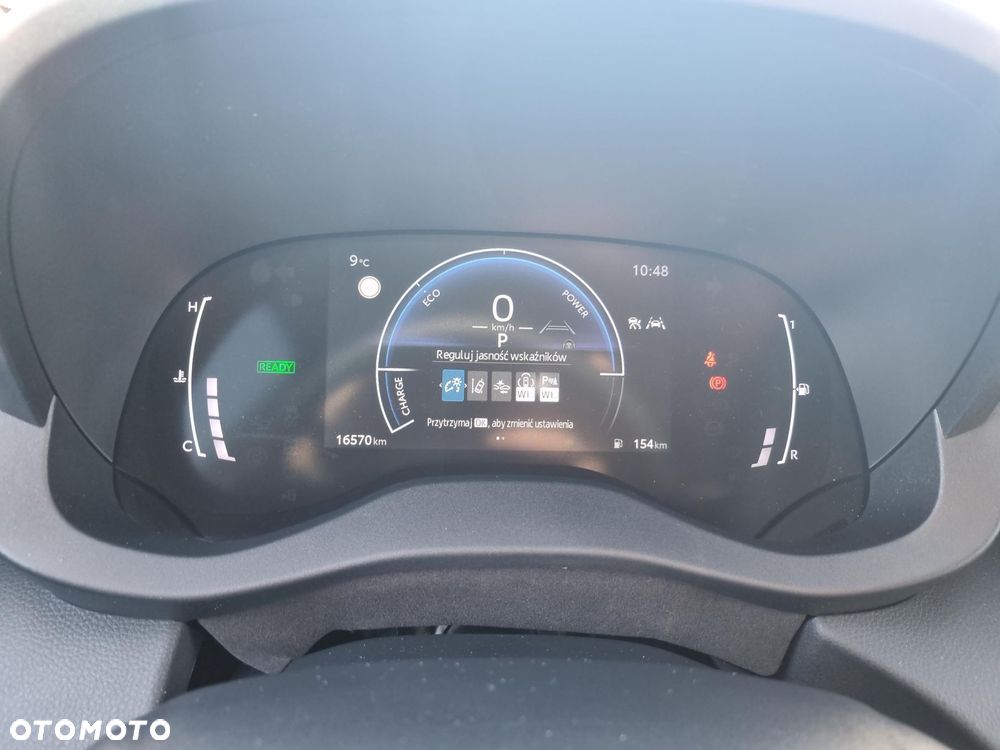 Toyota Yaris Hybrid 1.5 Style - 28