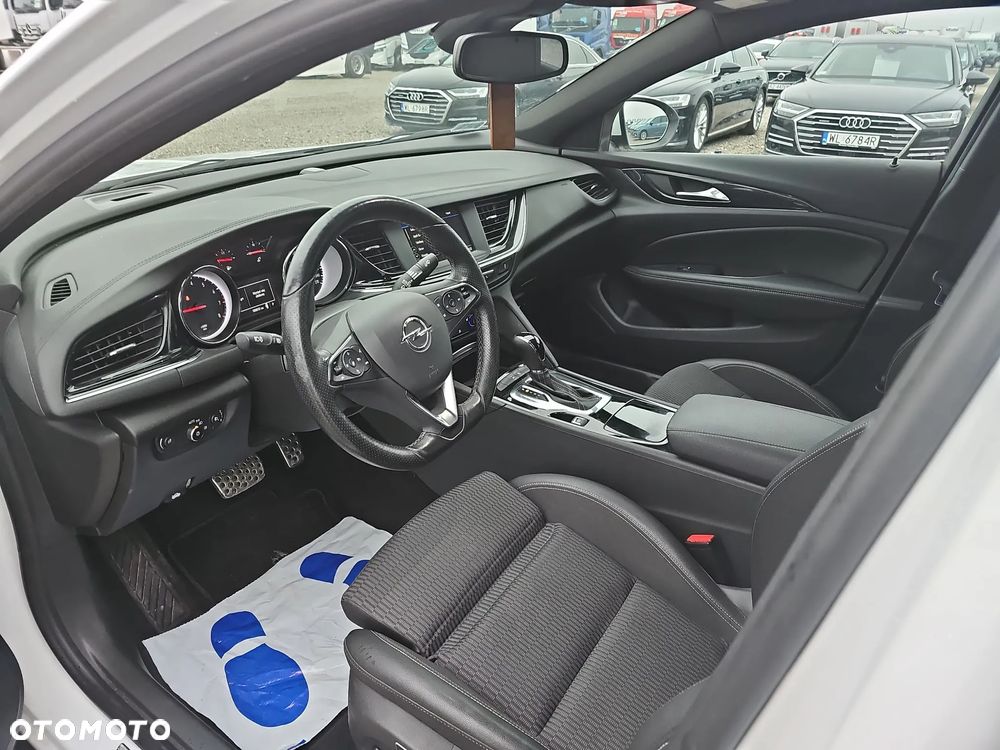 Opel Insignia 1.5 T Innovation S&S - 10