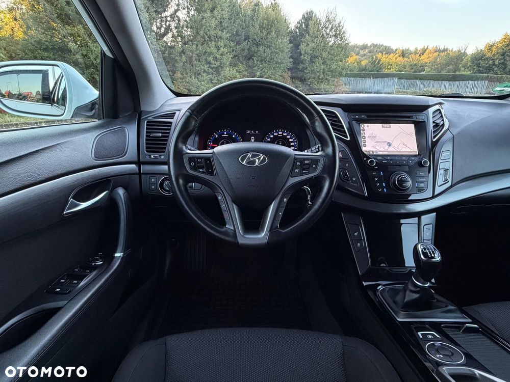 Hyundai i40 Kombi 1.7 CRDi Trend - 19