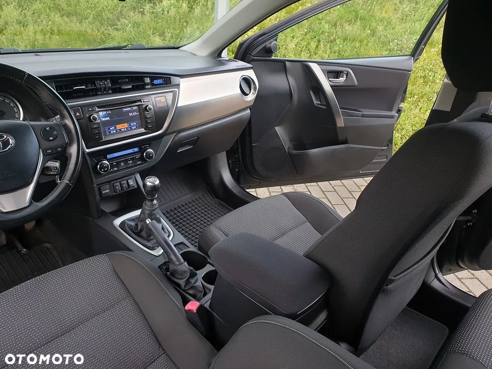 Toyota Auris 1.6 Valvematic START Edition - 19