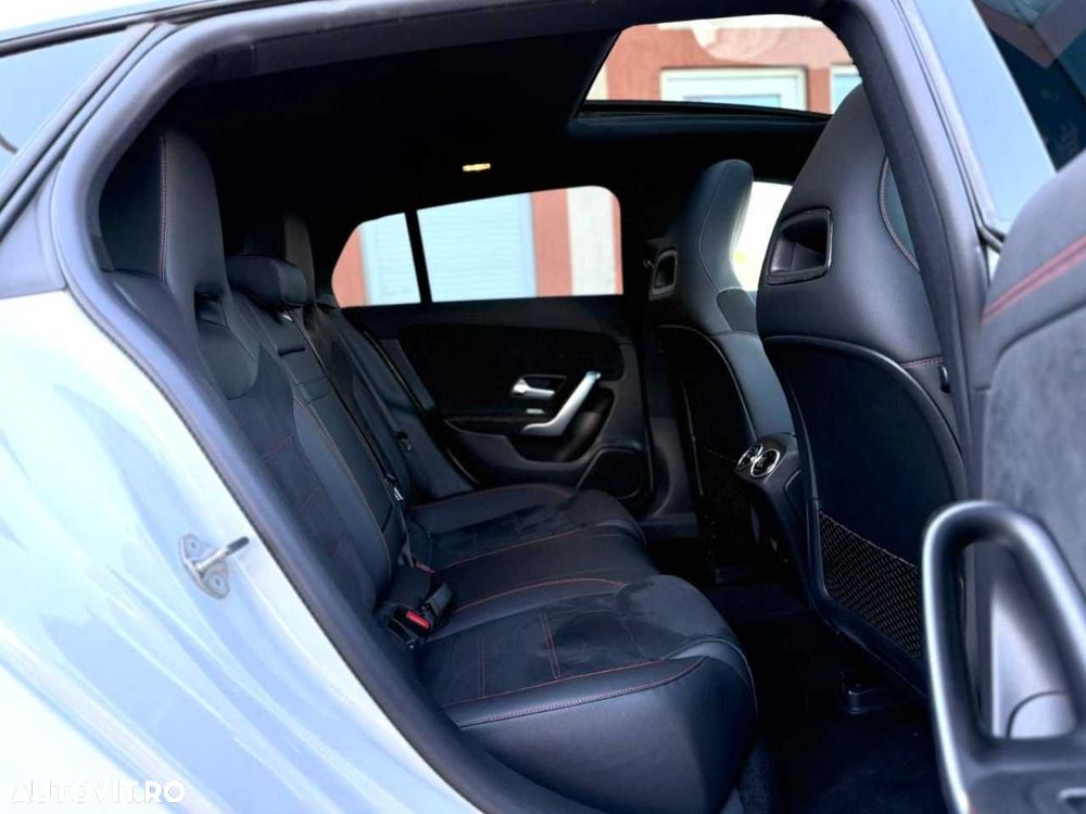 Mercedes-Benz CLA 180 - 19