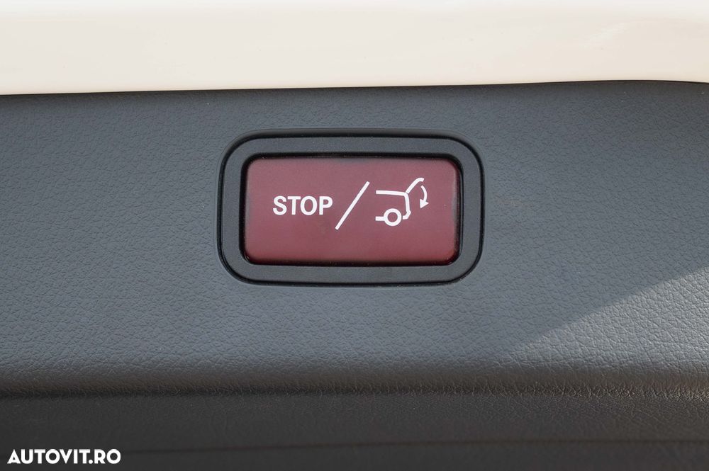 Mercedes-Benz C 220 d 4Matic All-Terrain 9G-TRONIC Avantgarde - 33