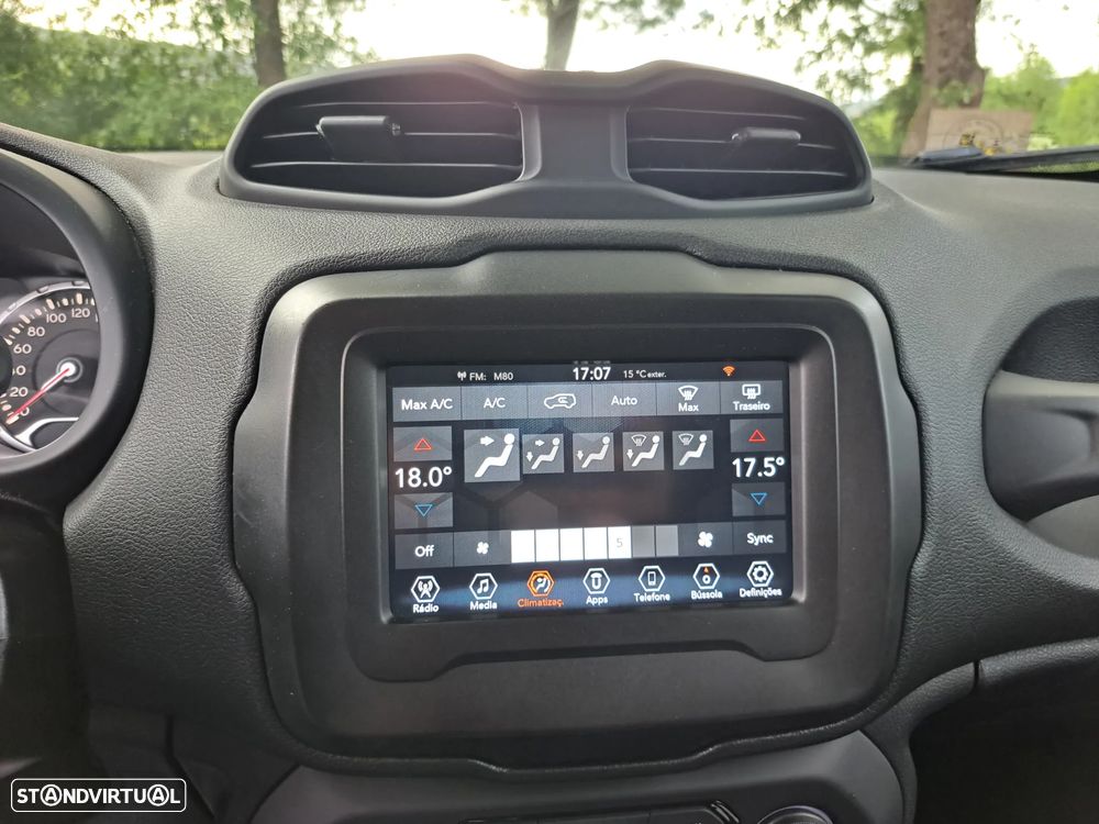 Jeep Renegade 1.0 T Night Eagle - 24